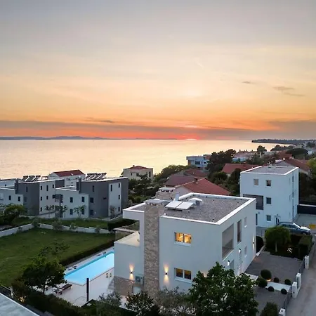 Vila Milagros Kozino