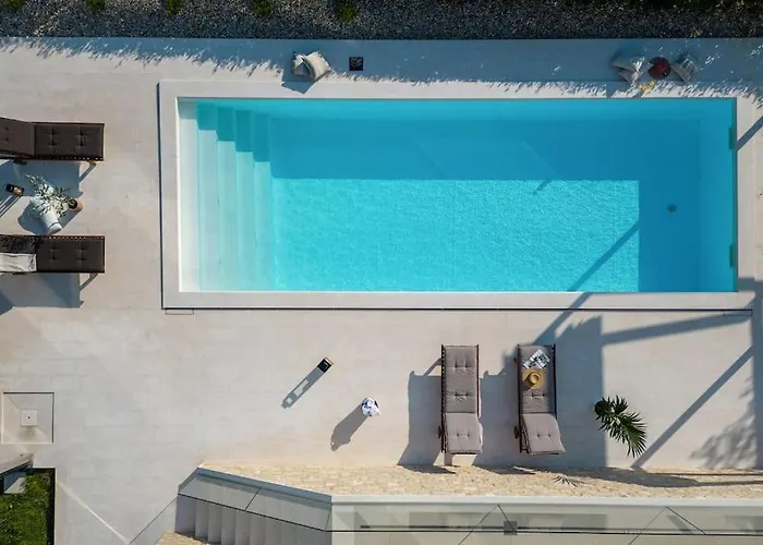 Milagros Villa Kožino