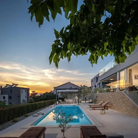 Milagros Кожино