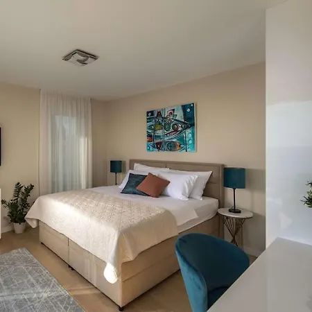 Milagros Вилла Кожино